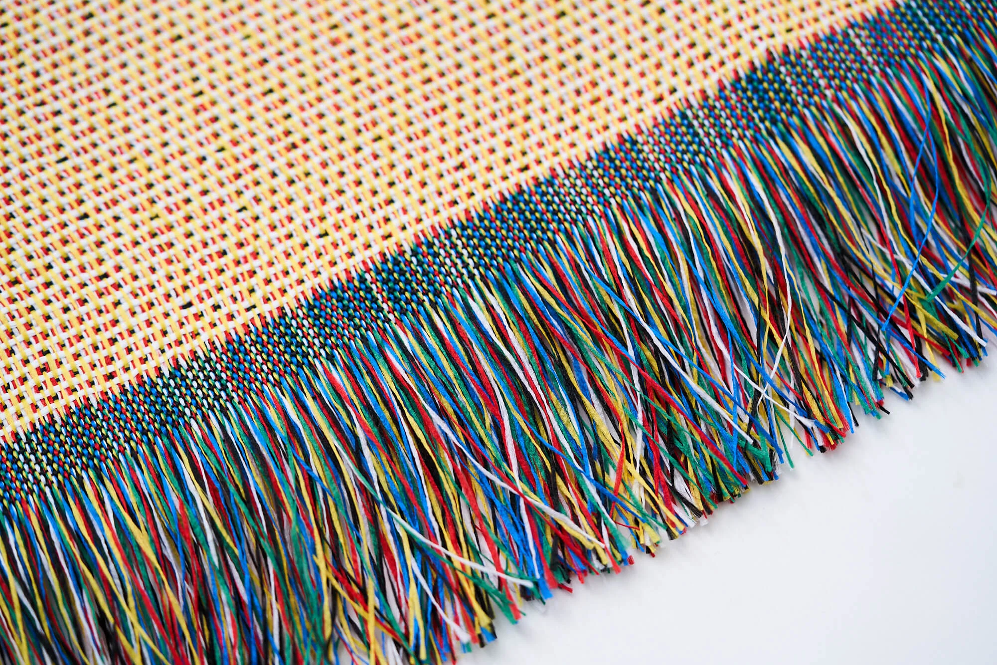 DV Fest Fringe Blanket - Image 3